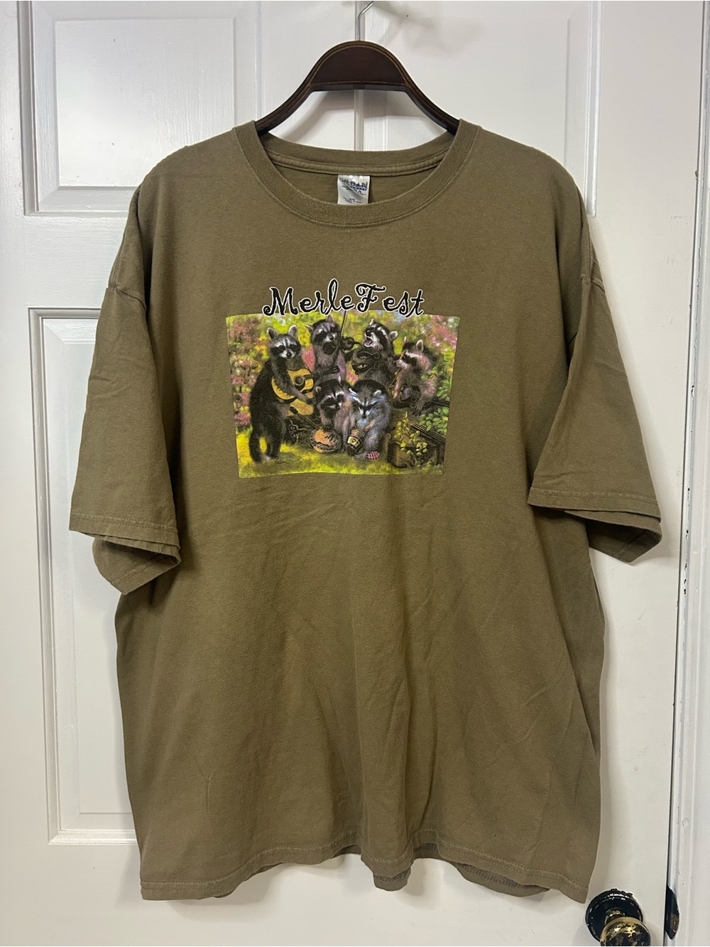 Gildan Olive Green MerleFest Graphic Tee with Animal Artwork